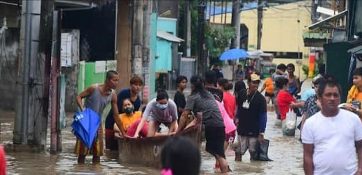 受强热带风暴“巴英”(Paeng)的影响，国家减灾委员会(NDRRMC...